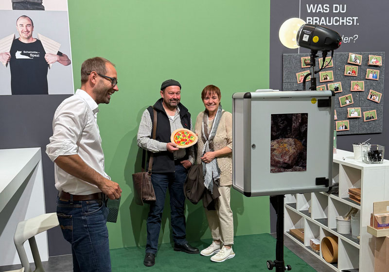 Fotobox mit Gewinnspiel auf der Messe World of Fireplaces