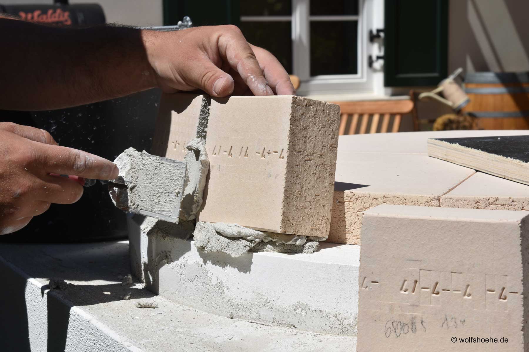 Universalmörtel HM weiß Haftmörtel Schamottemörtel Wolfshöher Tonwerke 20 kg Sack