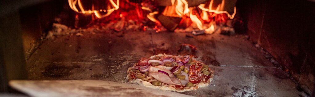 Holzofen Steinofen Pizzaofen Wolfshöher Tonwerke